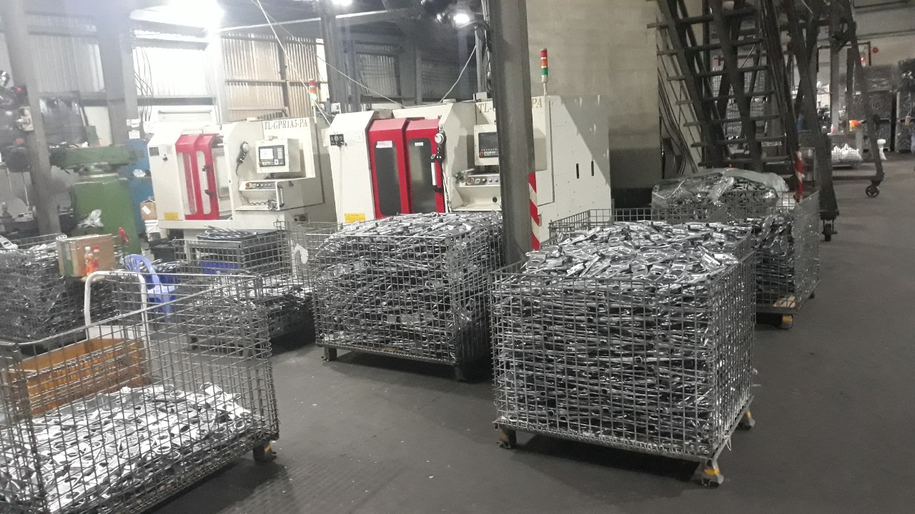 CNC lathe machine vs area.jpg